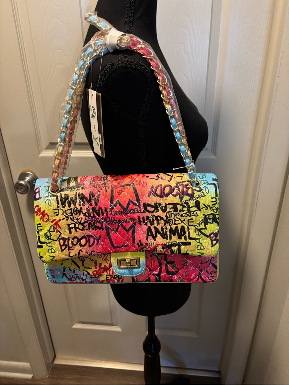 Graffiti Multicolor Chain Shoulder Bag